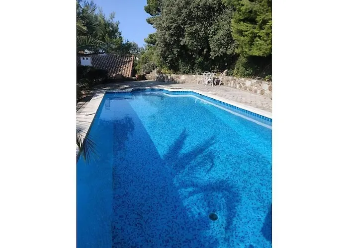 4 Bedroom